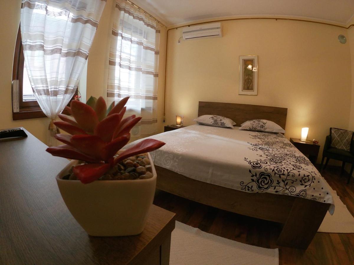 Apartment Honey Free Parking Szarajevó Kültér fotó